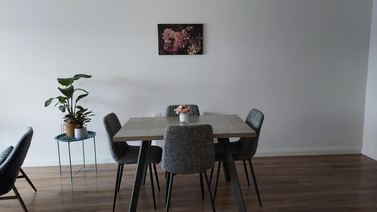 Modern And Stylish In Centre