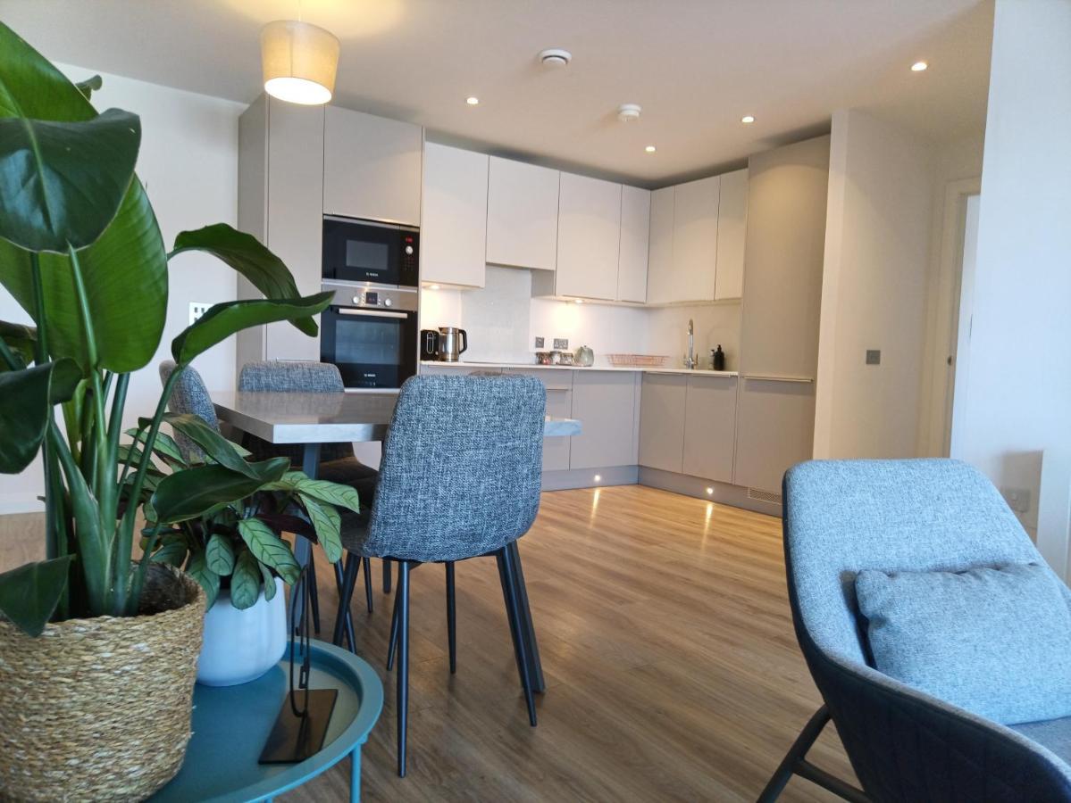 Modern And Stylish In Centre * Belfast