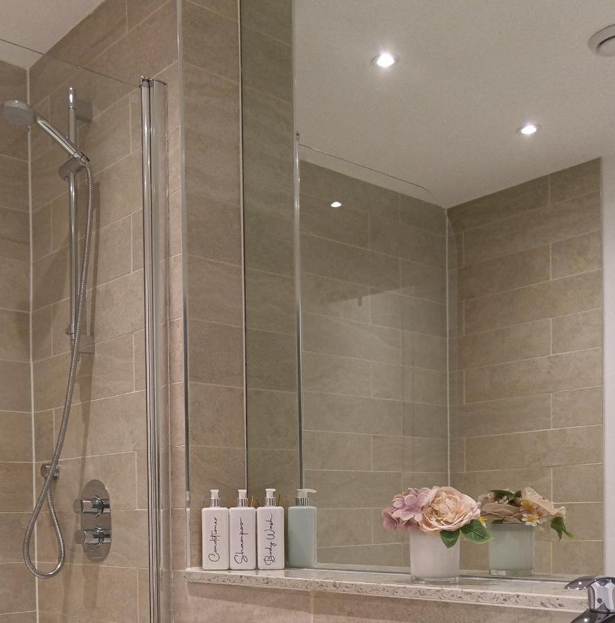 Modern And Stylish In Centre